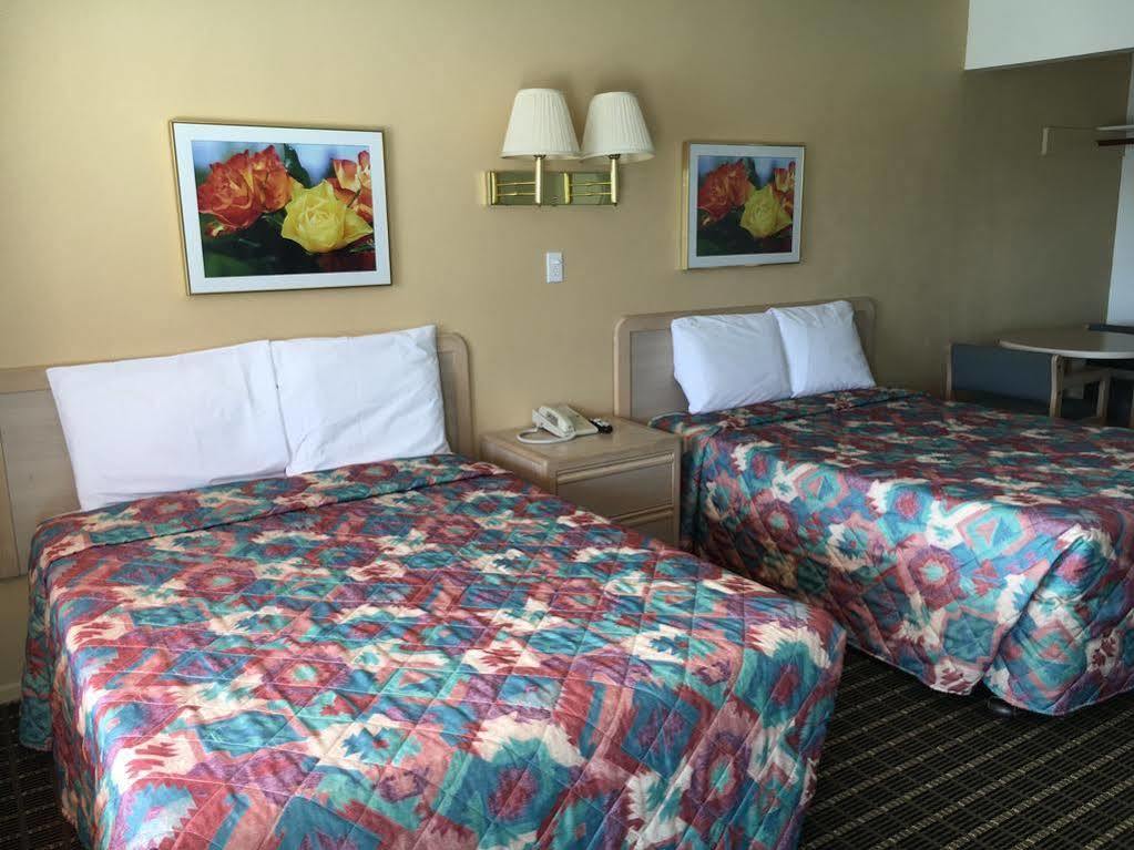 Ramblin Rose Motel คิงแมน ภายนอก รูปภาพ